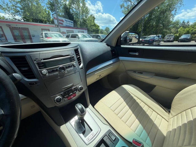 2011 Subaru Outback 2.5i Premium