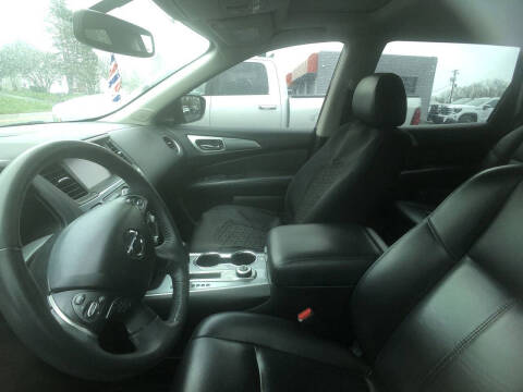 2017 Nissan Pathfinder