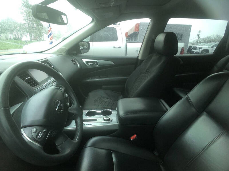 2017 Nissan Pathfinder