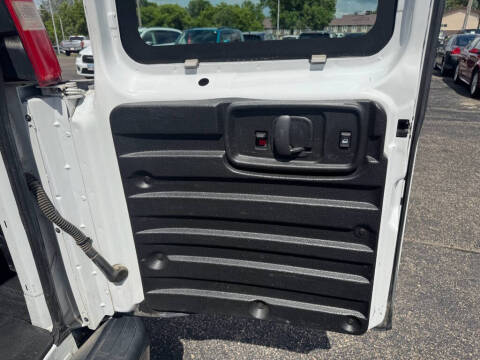 2018 GMC Savana 2500