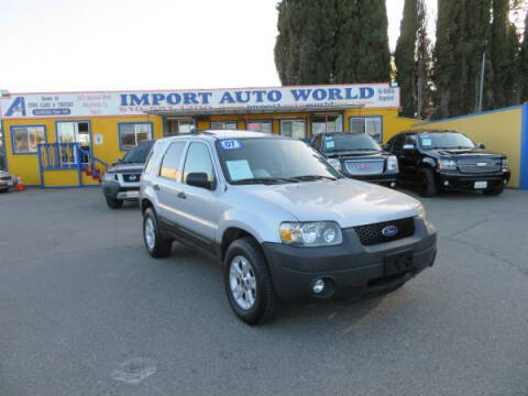 2007 Ford Escape for sale at Import Auto World in Hayward CA