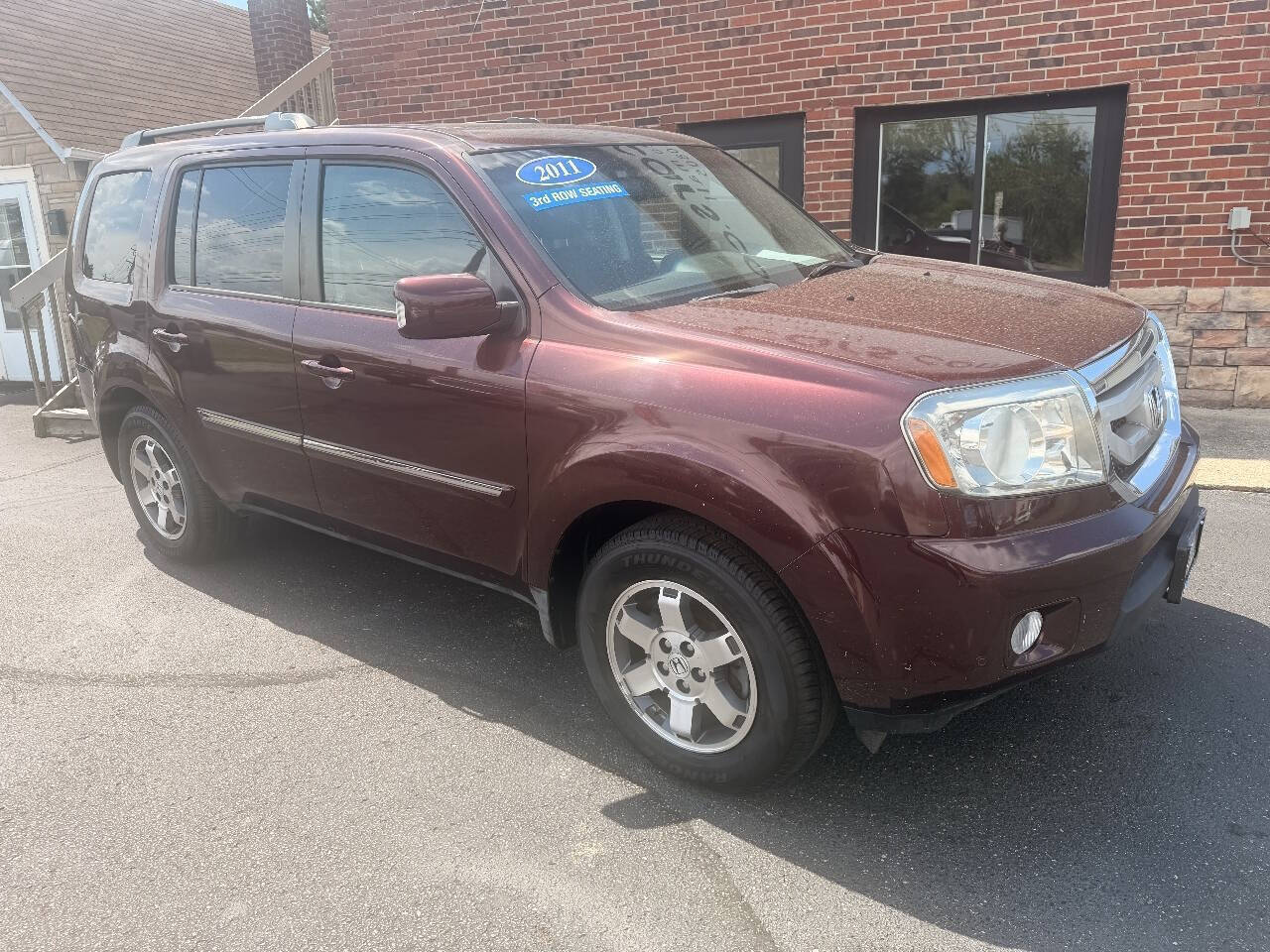 Dk. Red 2011 Honda Pilot Touring 4x4 Touring 4dr SUV 2