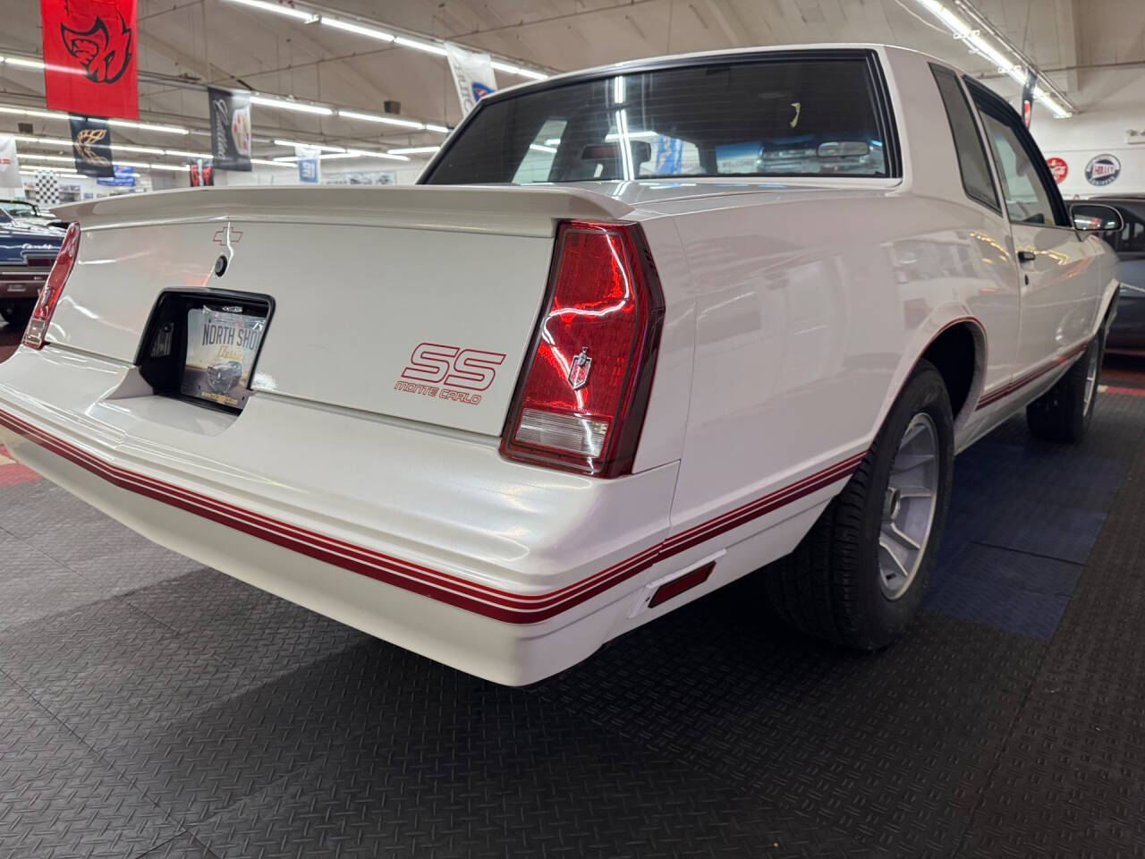 1988 Chevrolet Monte Carlo 28