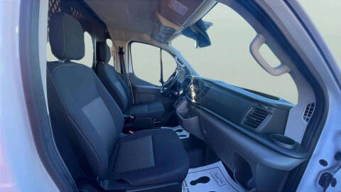 2024 Ford Transit 250