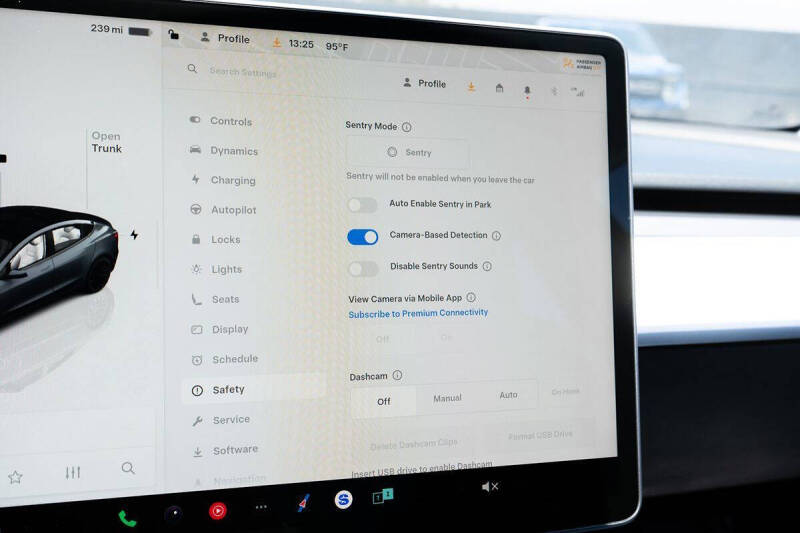 2023 Tesla Model 3 Performance