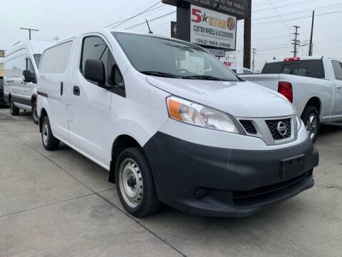 2018 Nissan NV200 for sale at Best Buy Quality Cars in Bellflower CA
