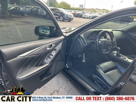 2015 Infiniti Q50 Premium