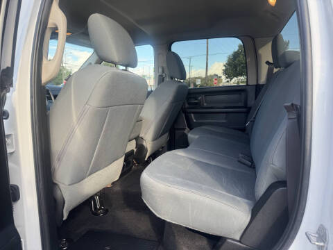 2017 RAM 1500 Express