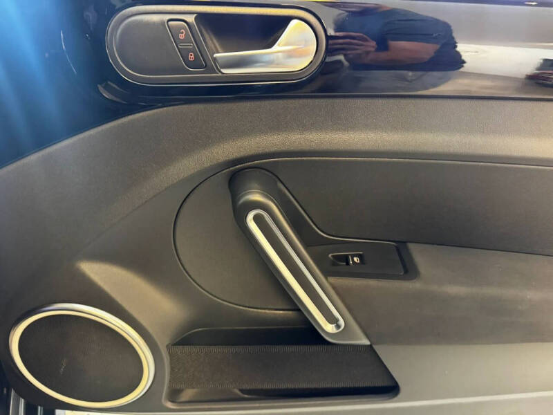 2012 Volkswagen Beetle