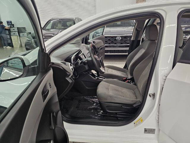 2018 Chevrolet Sonic LT Auto Fleet