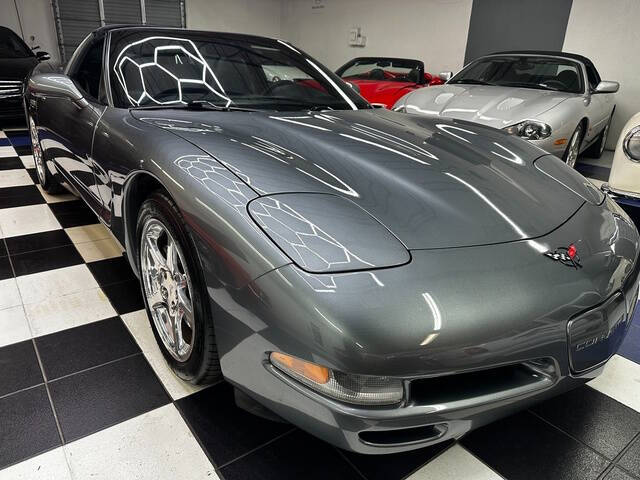 2004 Chevrolet Corvette
