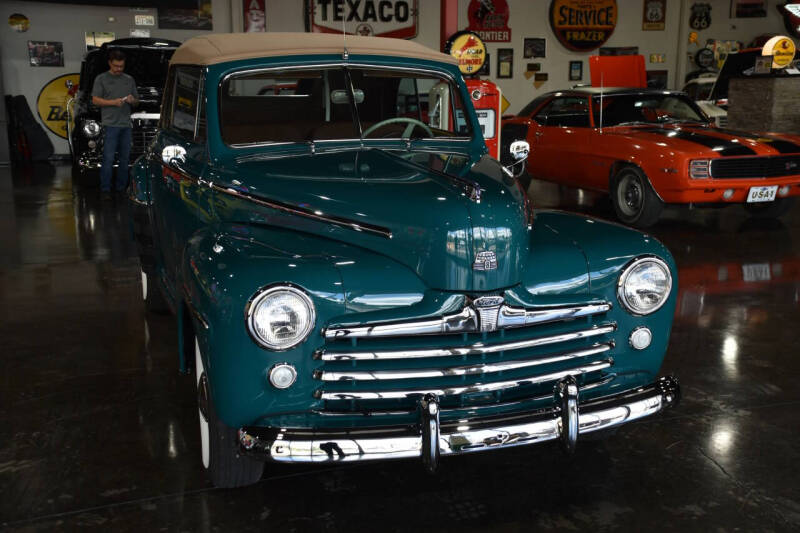 1947 Ford Super Deluxe