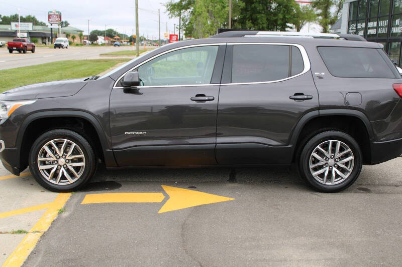2019 GMC Acadia SLE-2