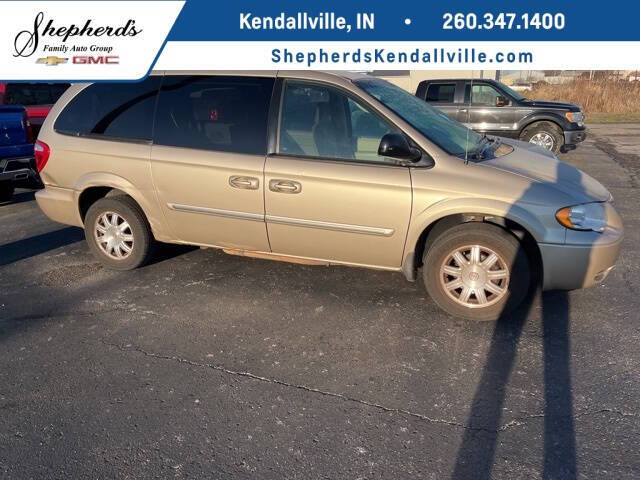 2006 Chrysler Town and Country Touring