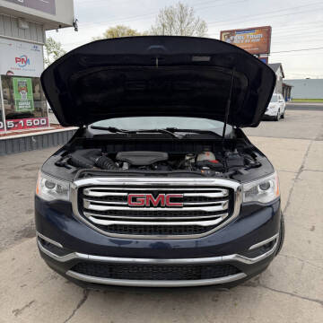 2017 GMC Acadia SLT-1