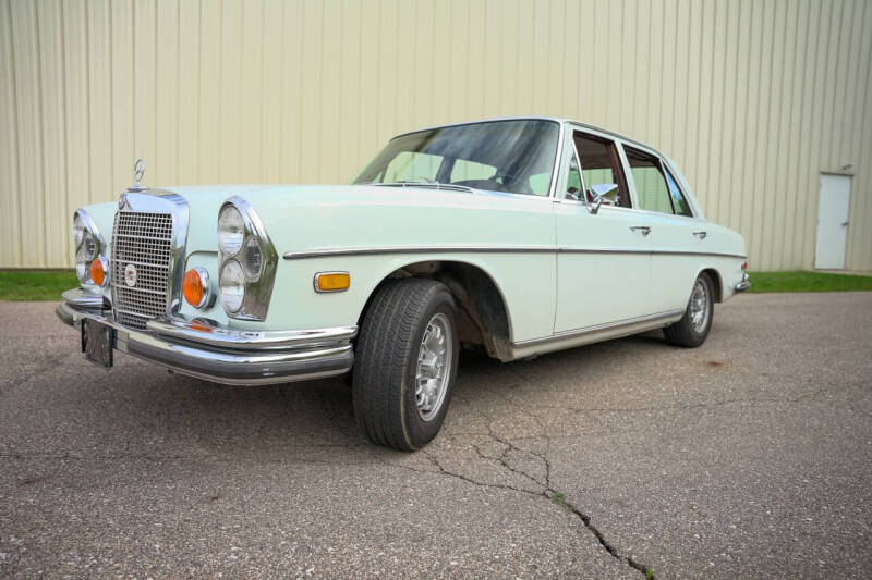 1972 Mercedes-Benz 280-Class