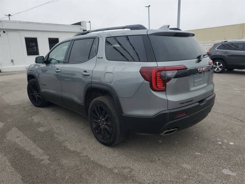 2023 GMC Acadia
