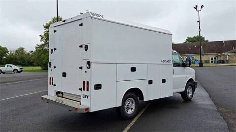 2025 Chevrolet Express 3500