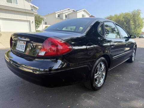 2002 Ford Taurus SE
