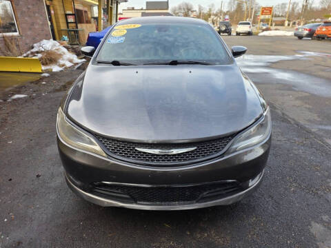 2015 Chrysler 200 S
