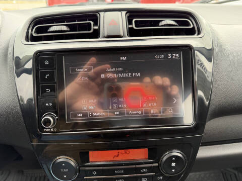 2024 Mitsubishi Mirage ES