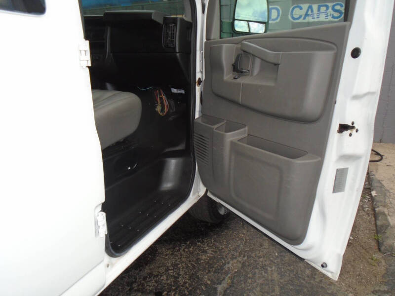 2017 Chevrolet Express 2500