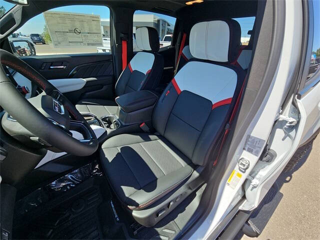 2026 GMC Canyon AT4X