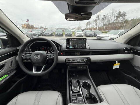 2025 Honda Pilot Touring