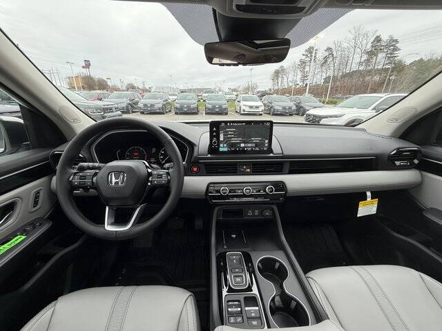 2025 Honda Pilot Touring