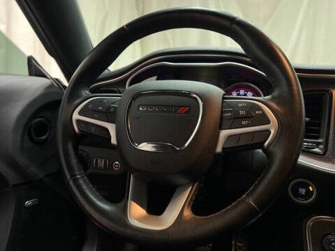 2016 Dodge Challenger R/T Plus