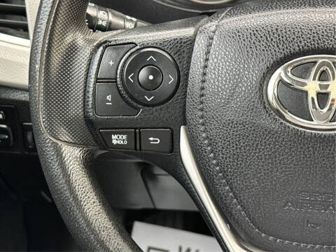 2016 Toyota Corolla LE Plus