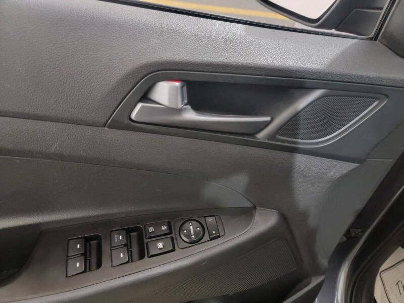 2016 Hyundai Tucson SE