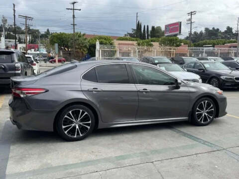 2019 Toyota Camry Hybrid