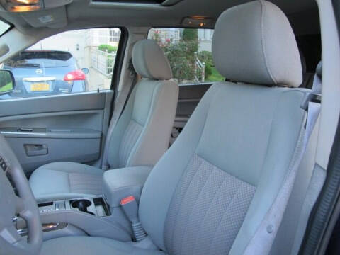 2006 Jeep Grand Cherokee Laredo