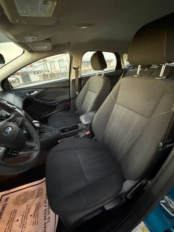 2015 Ford Focus SE