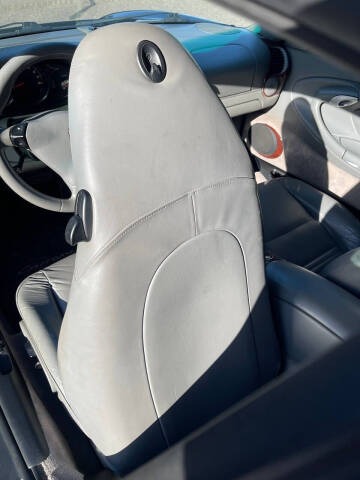 2004 Porsche 911 Carrera 4S