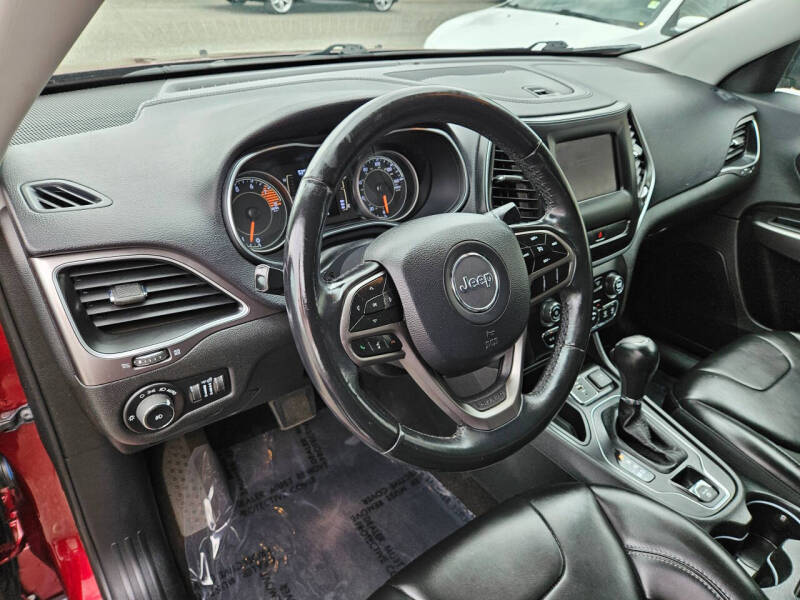 2019 Jeep Cherokee Latitude Plus