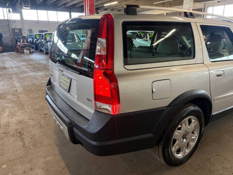 2005 Volvo XC70