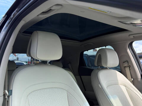 2024 Genesis GV60 Advanced