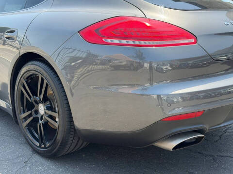 2014 Porsche Panamera