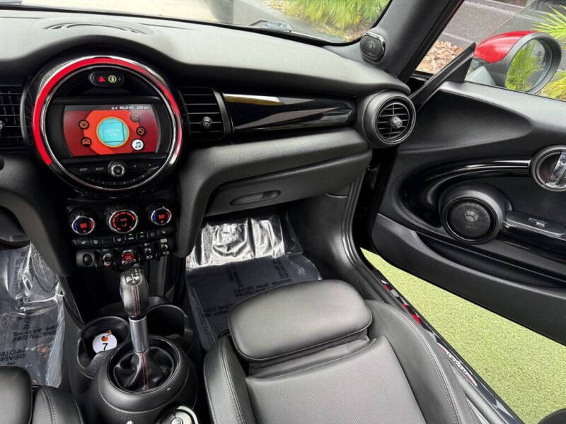 2019 MINI Hardtop 2 Door Cooper S