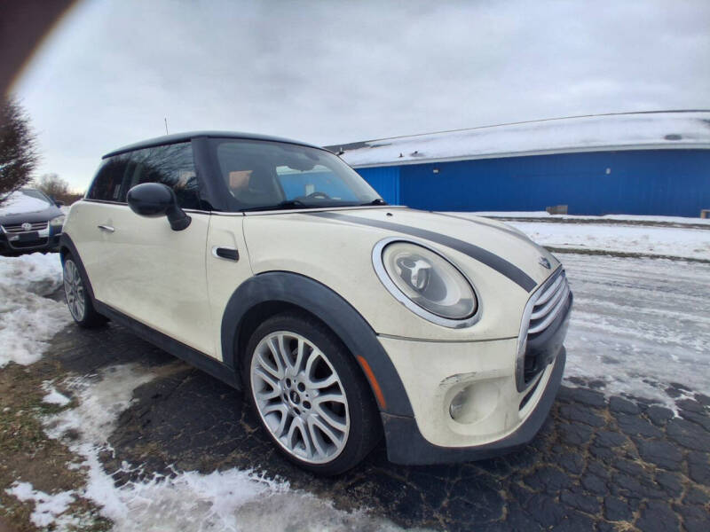 2015 MINI Cooper Base's photo