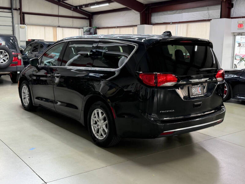 2020 Chrysler Pacifica Touring