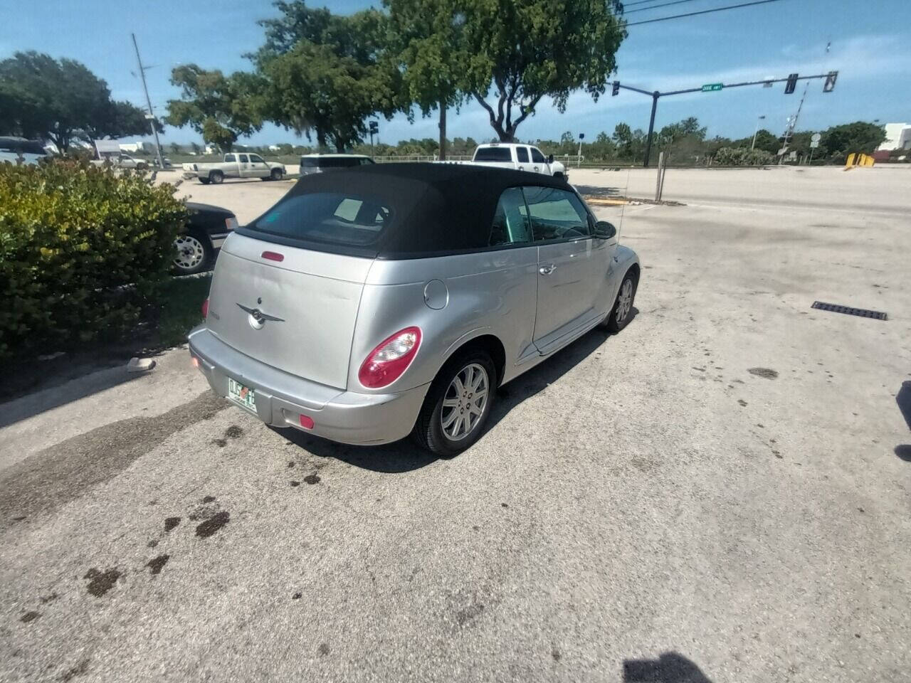 2007 CHRYSLER PT Cruiser Convertible - $4,950
