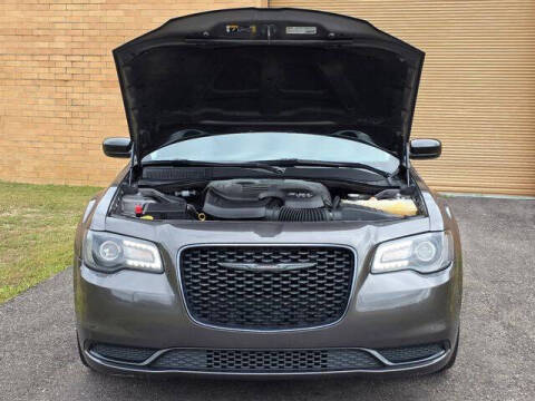 2022 Chrysler 300 Touring