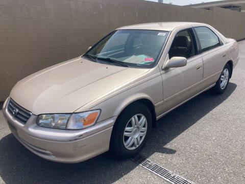 2001 Toyota Camry for sale at Blue Line Auto Group in Portland OR