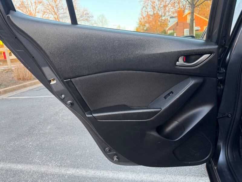 2016 Mazda MAZDA3 i Touring