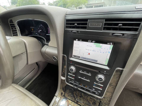 2016 Lincoln Navigator Select