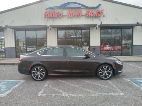 2015 Chrysler 200 for sale at DOUG'S AUTO SALES INC in Pleasant View TN