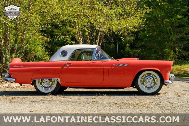 1956 Ford Thunderbird